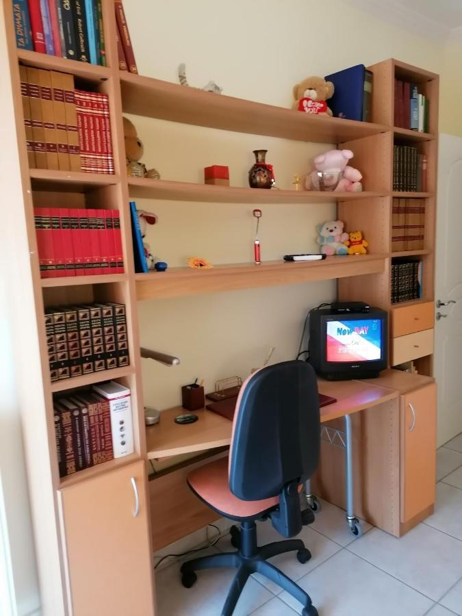 Apartment Giorgos Каламата Экстерьер фото