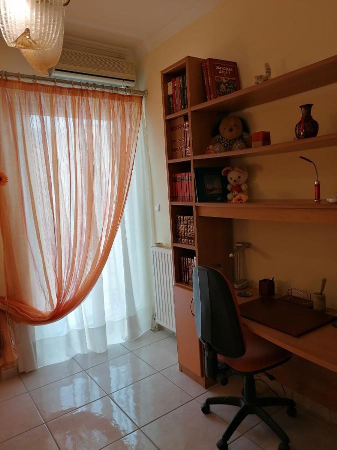 Apartment Giorgos Каламата Экстерьер фото