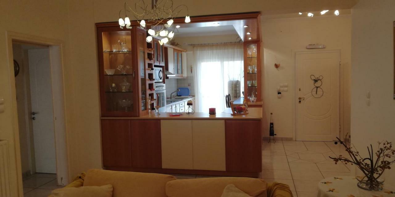 Apartment Giorgos Каламата Экстерьер фото