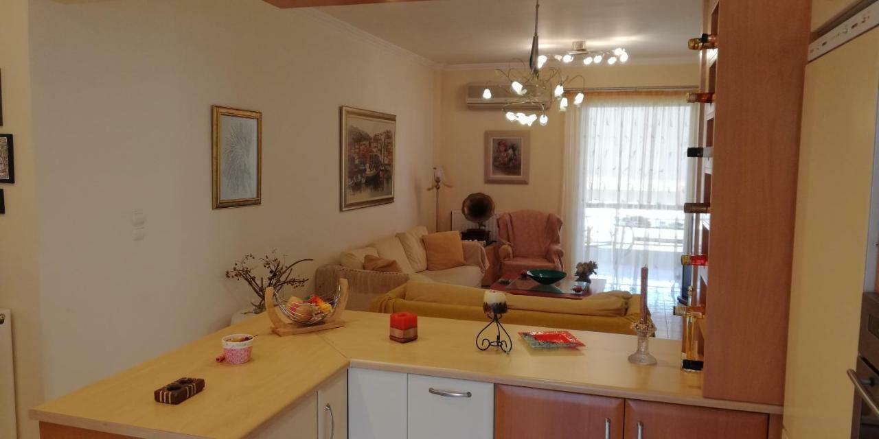 Apartment Giorgos Каламата Экстерьер фото