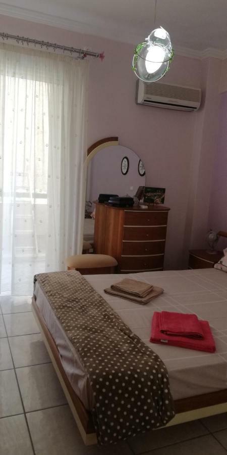 Apartment Giorgos Каламата Экстерьер фото
