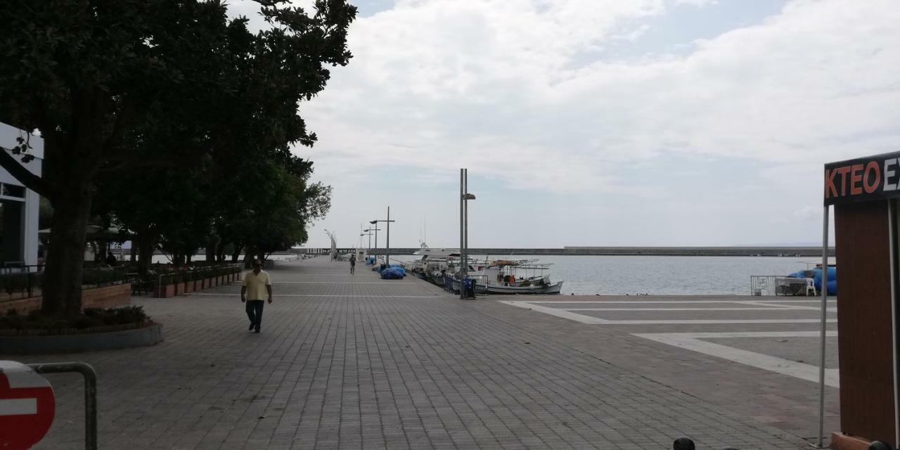 Apartment Giorgos Каламата Экстерьер фото