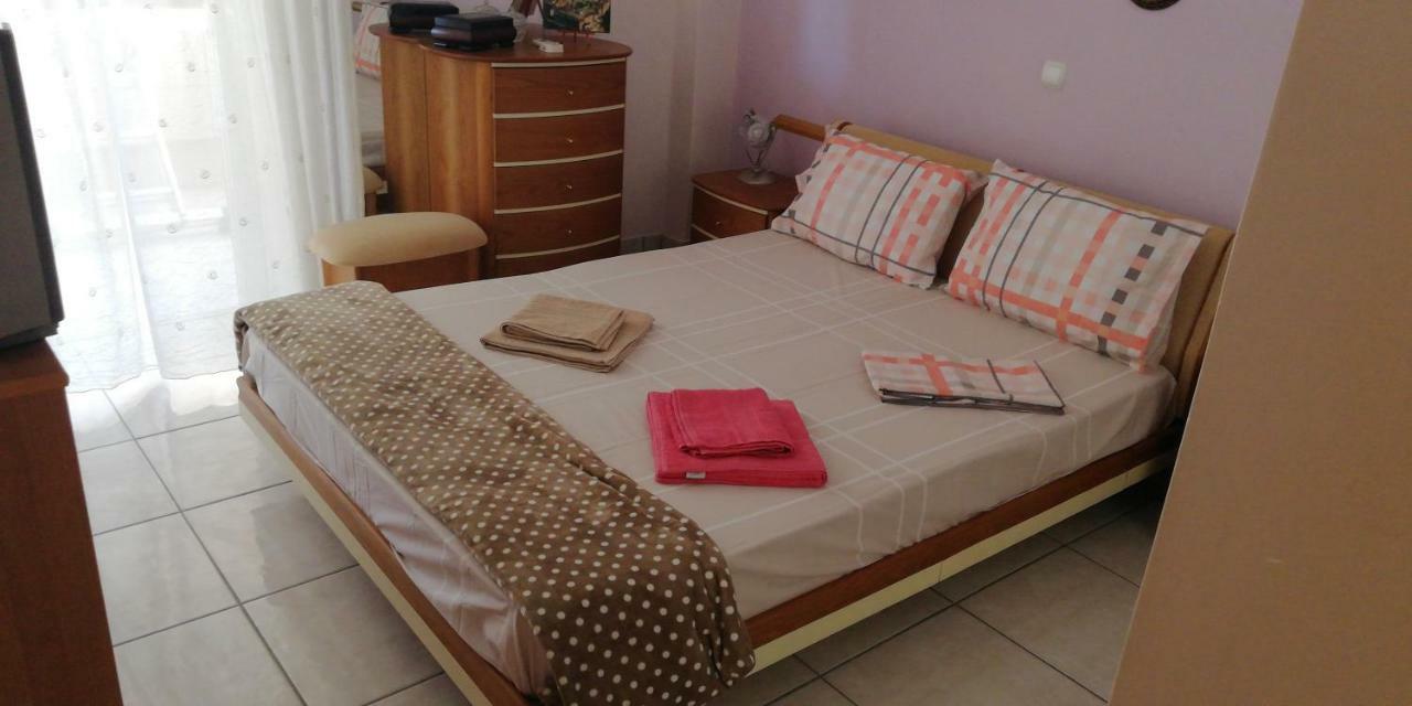 Apartment Giorgos Каламата Экстерьер фото
